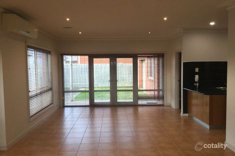 Property photo of 1 Elmsford Court Highton VIC 3216