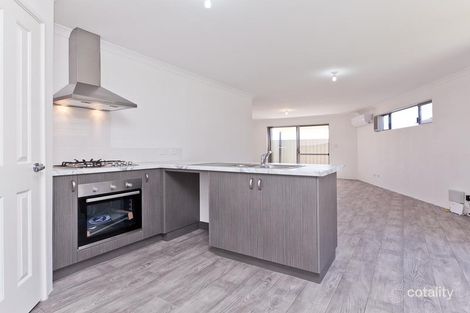 28 Bellingham Pde, Wellard, WA 6170