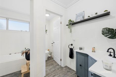 Property photo of 32 Frith Road Gisborne VIC 3437