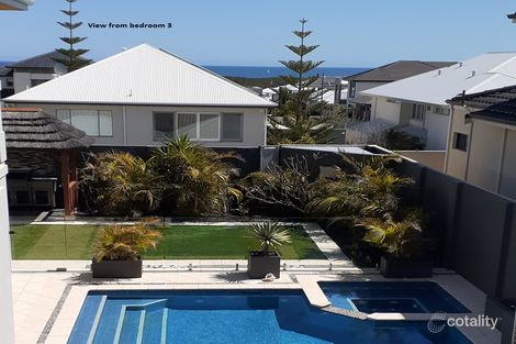 Property photo of 77 Romano Crescent Iluka WA 6028