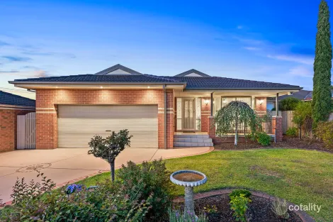 5 Tara Cl, Rowville, VIC 3178