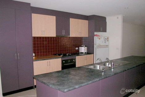 Property photo of 4 Wattlebird Street Roxburgh Park VIC 3064