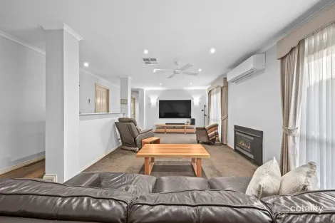 Property photo of 5 Tara Close Rowville VIC 3178