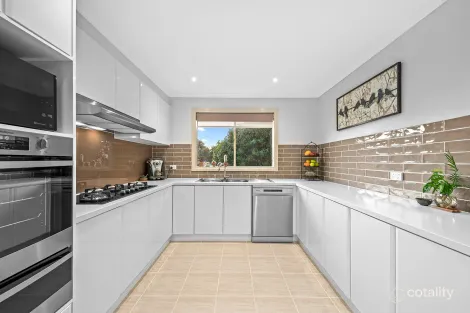 Property photo of 5 Tara Close Rowville VIC 3178