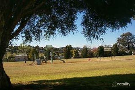 1 Tynedale Ave, Newtown, QLD 4350