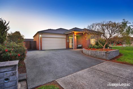 Property photo of 2 Lyrebird Avenue Pakenham VIC 3810