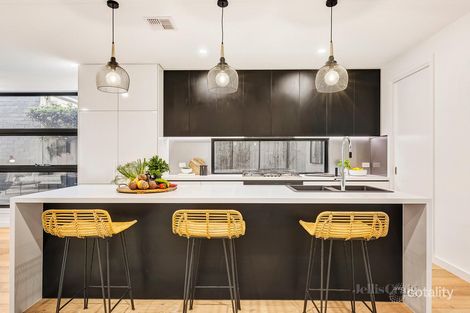 Property photo of 13B Hinkler Avenue Bentleigh East VIC 3165