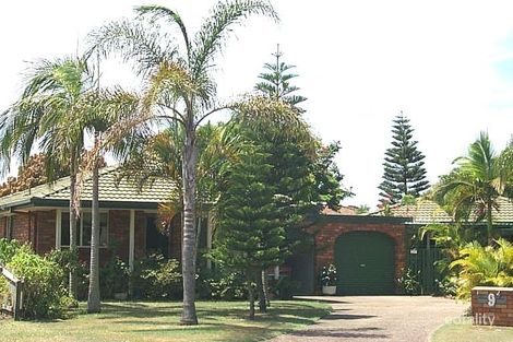 9 Warrie Cl, Paradise Point, QLD 4216