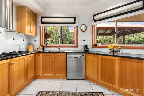 Property photo of 1 The Dell Narre Warren North VIC 3804