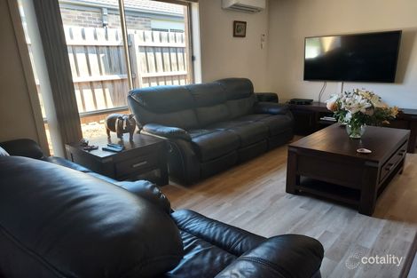 Property photo of 47 Szer Way Carrum Downs VIC 3201