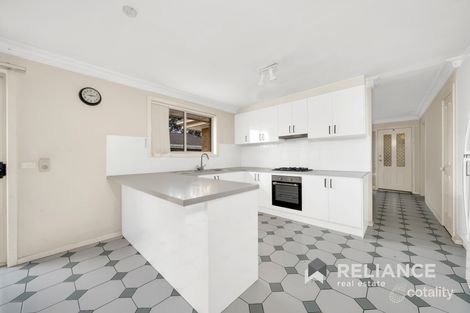 Property photo of 52 Thames Boulevard Werribee VIC 3030