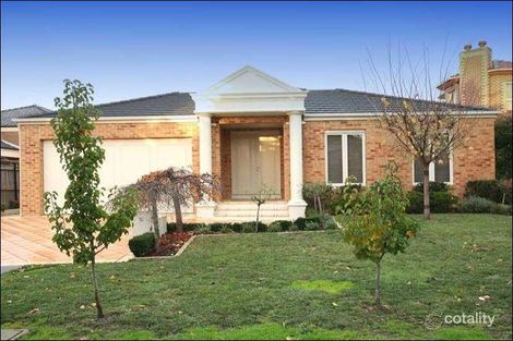 Property photo of 5 Maxwell Grove Glen Waverley VIC 3150