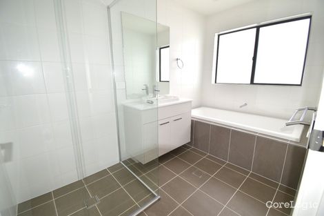 Property photo of 30 Rochford Road Gledswood Hills NSW 2557