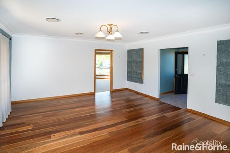 Property photo of 2/1 Derwent Avenue Tatton NSW 2650