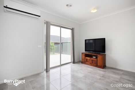 Property photo of 7 Braveheart Road Craigieburn VIC 3064