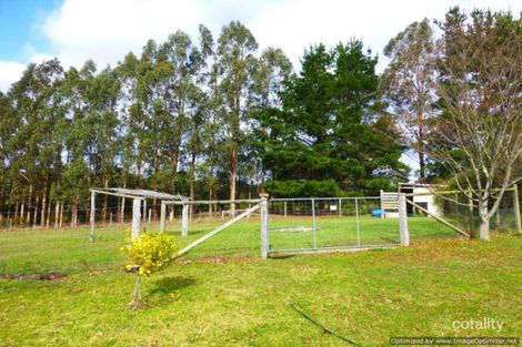 Property photo of 26 Gardam Court Bruthen VIC 3885