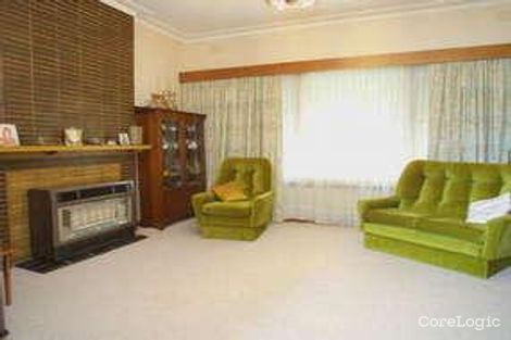 Property photo of 36 Lyall Road Berwick VIC 3806