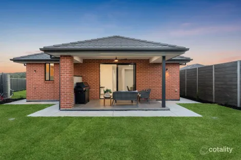 Property photo of 21 Grace Avenue Mount Barker SA 5251