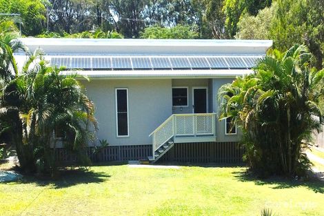 Property photo of 10 Natone Terrace Macleay Island QLD 4184