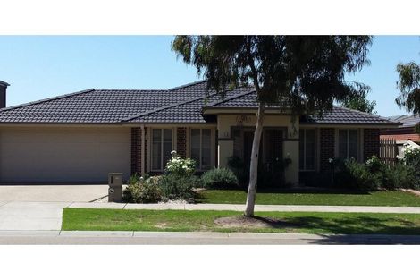 Property photo of 6 Rocky Street Cranbourne East VIC 3977