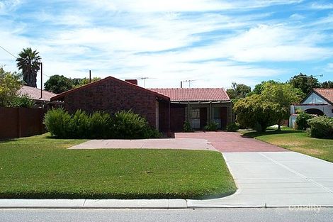 15 Herlihy Way, Warnbro, WA 6169