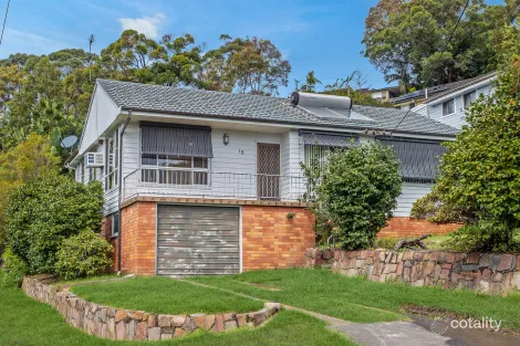 10 Albert St, Valentine, NSW 2280