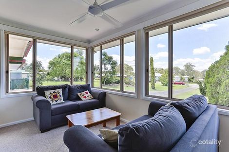 Property photo of 19 Parkridge Drive Withcott QLD 4352