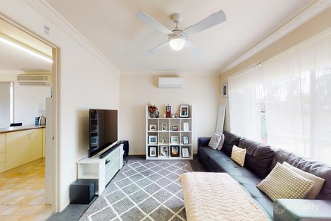 Property photo of 95 Olympic Parade Kangaroo Flat VIC 3555