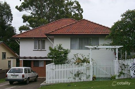 Property photo of 26 Lithgow Street Wynnum QLD 4178