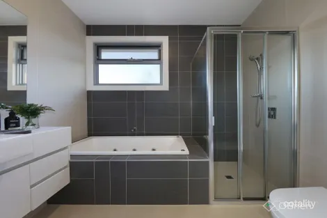 Property photo of 21 Glenora Street Chadstone VIC 3148