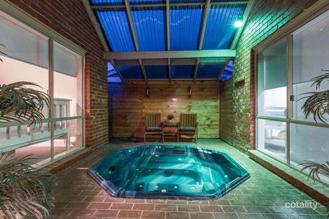Property photo of 15 Grady Court Frankston South VIC 3199