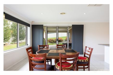 Property photo of 6 Dempster Place Leneva VIC 3691