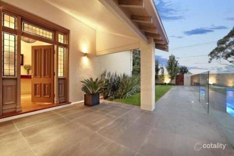 Property photo of 66 Head Street Brighton VIC 3186