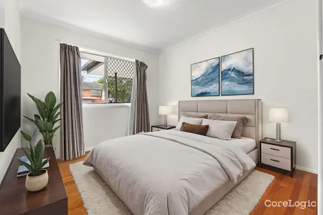 Property photo of 22 Menkira Street Mansfield QLD 4122