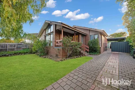 7 Blamey Dr, Melton South, VIC 3338