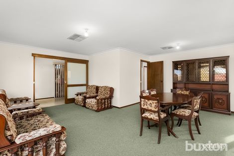 Property photo of 2 Havenstock Court Wheelers Hill VIC 3150