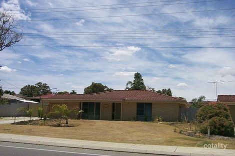 2 Simmons Loop, Parmelia, WA 6167