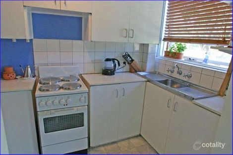 Property photo of 2/15 Grafton Crescent Dee Why NSW 2099