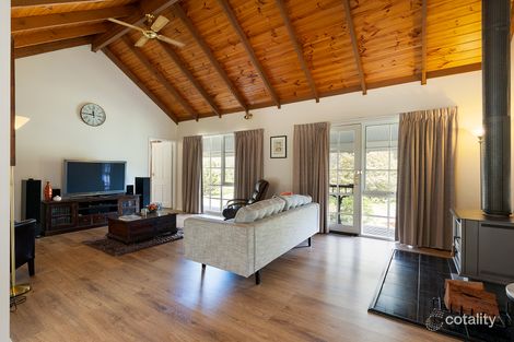Property photo of 2 Rewells Lane Welshmans Reef VIC 3462