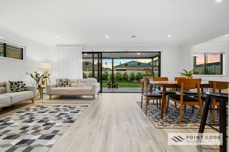 Property photo of 22 Giaconda Road Point Cook VIC 3030