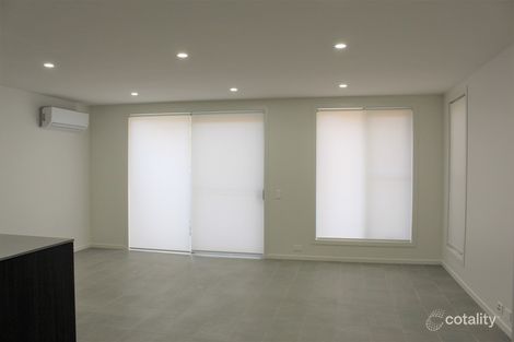 Property photo of 39 Indigo Crescent Denham Court NSW 2565
