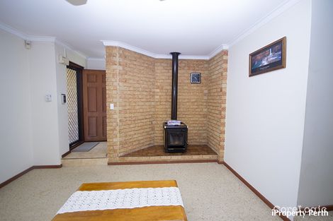 Property photo of 33 Bermuda Drive Ballajura WA 6066