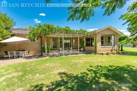 Property photo of 16 Fairbairn Street Glenroy NSW 2640