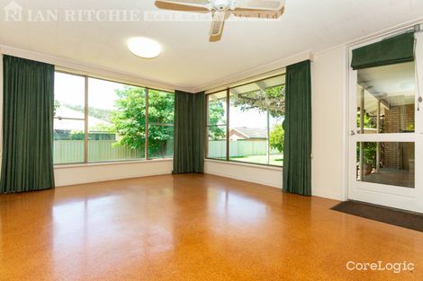 Property photo of 16 Fairbairn Street Glenroy NSW 2640