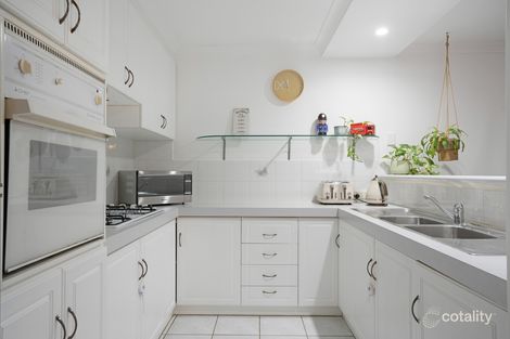 Property photo of 2/5 Waterloo Street Joondanna WA 6060