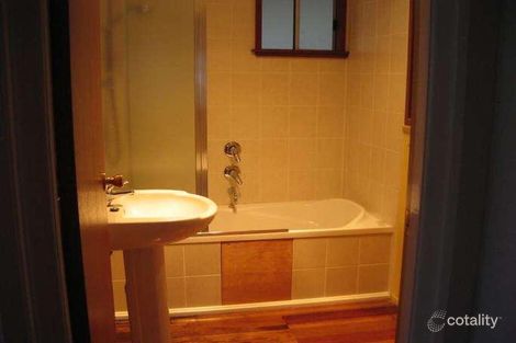 Property photo of 31 Eversleigh Road Scarborough QLD 4020