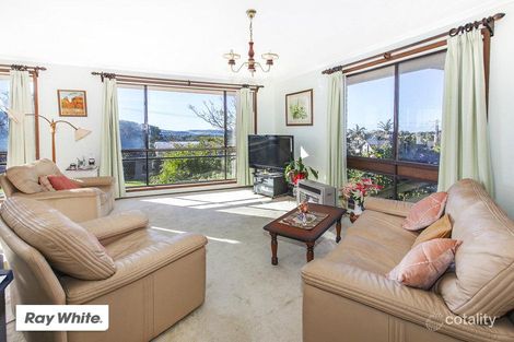Property photo of 5 Lindsay Avenue Kiama Downs NSW 2533