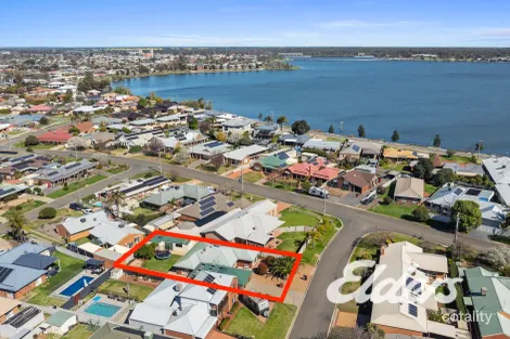 Property photo of 1 Karli Gardens Yarrawonga VIC 3730