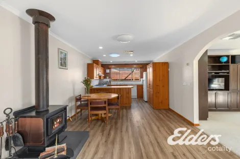 Property photo of 1 Karli Gardens Yarrawonga VIC 3730