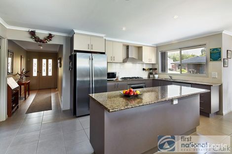 Property photo of 8 Park Vista Drouin VIC 3818